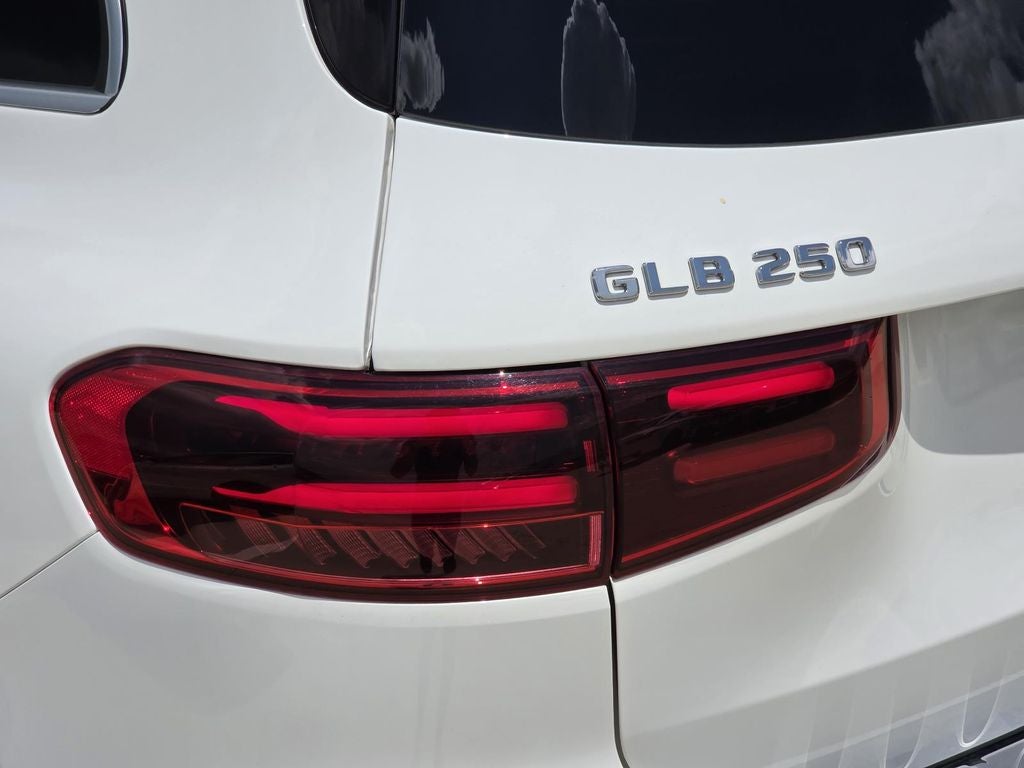 2025 Mercedes-Benz GLB GLB 250