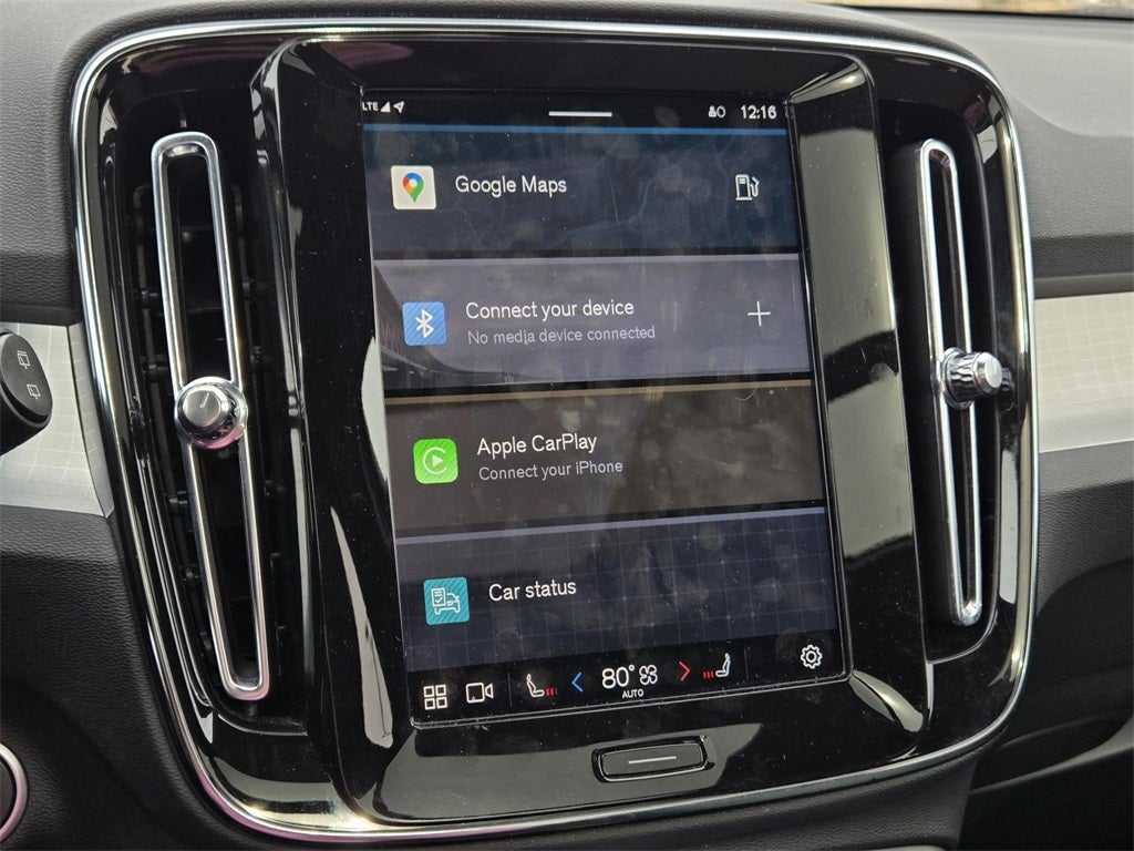 2024 Volvo XC40 B5 Core