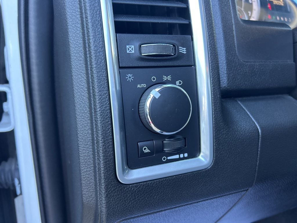 2024 RAM 1500 Classic SLT