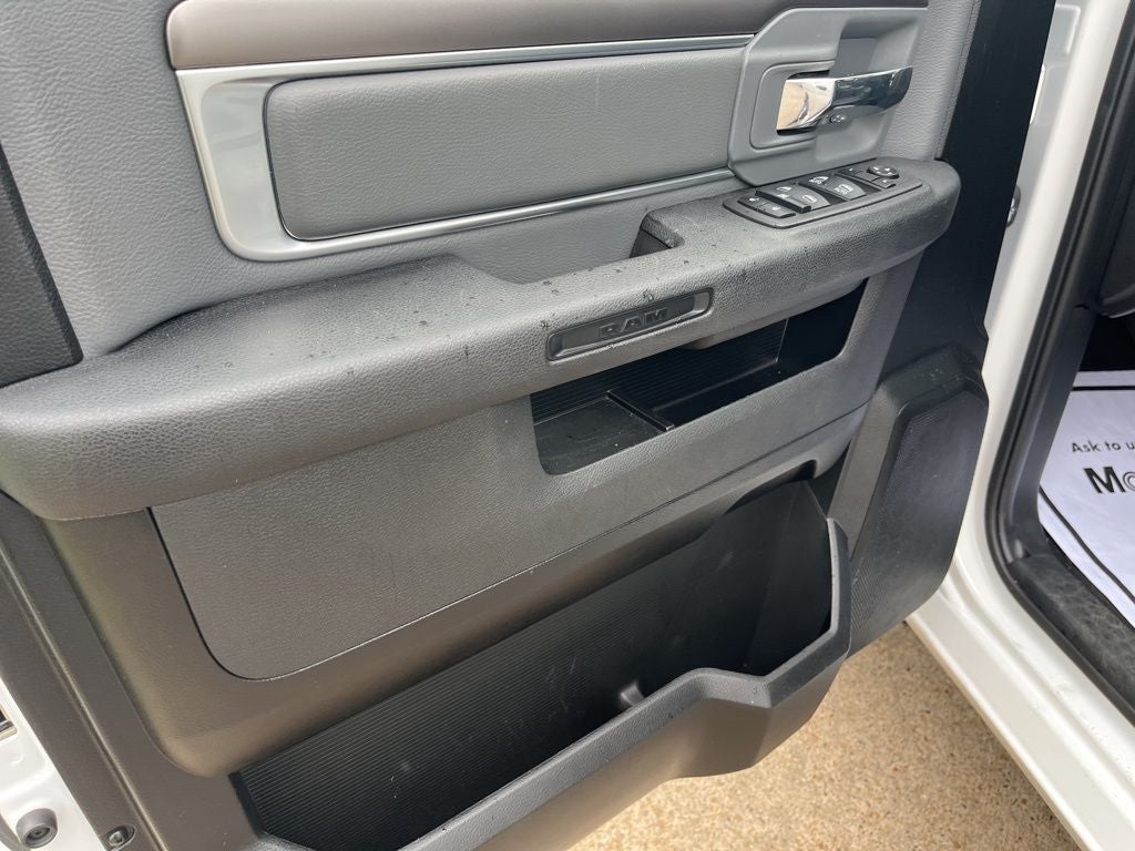 2024 RAM 1500 Classic SLT