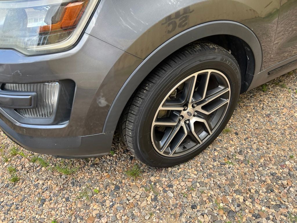 2016 Ford Explorer Sport