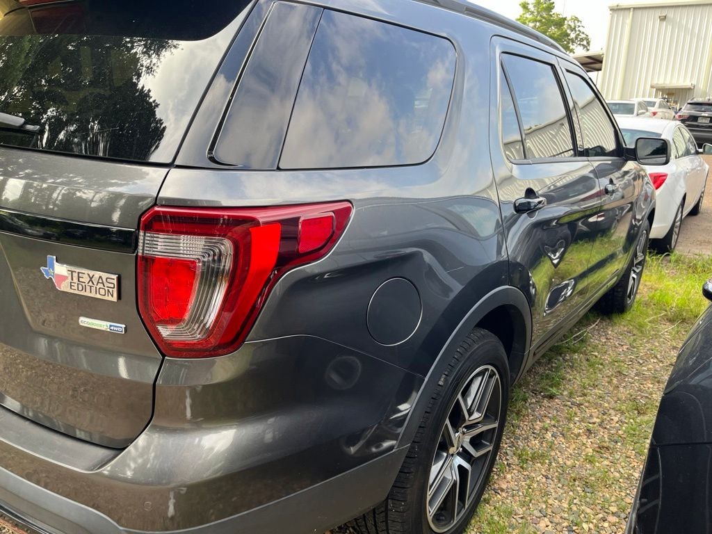 2016 Ford Explorer Sport