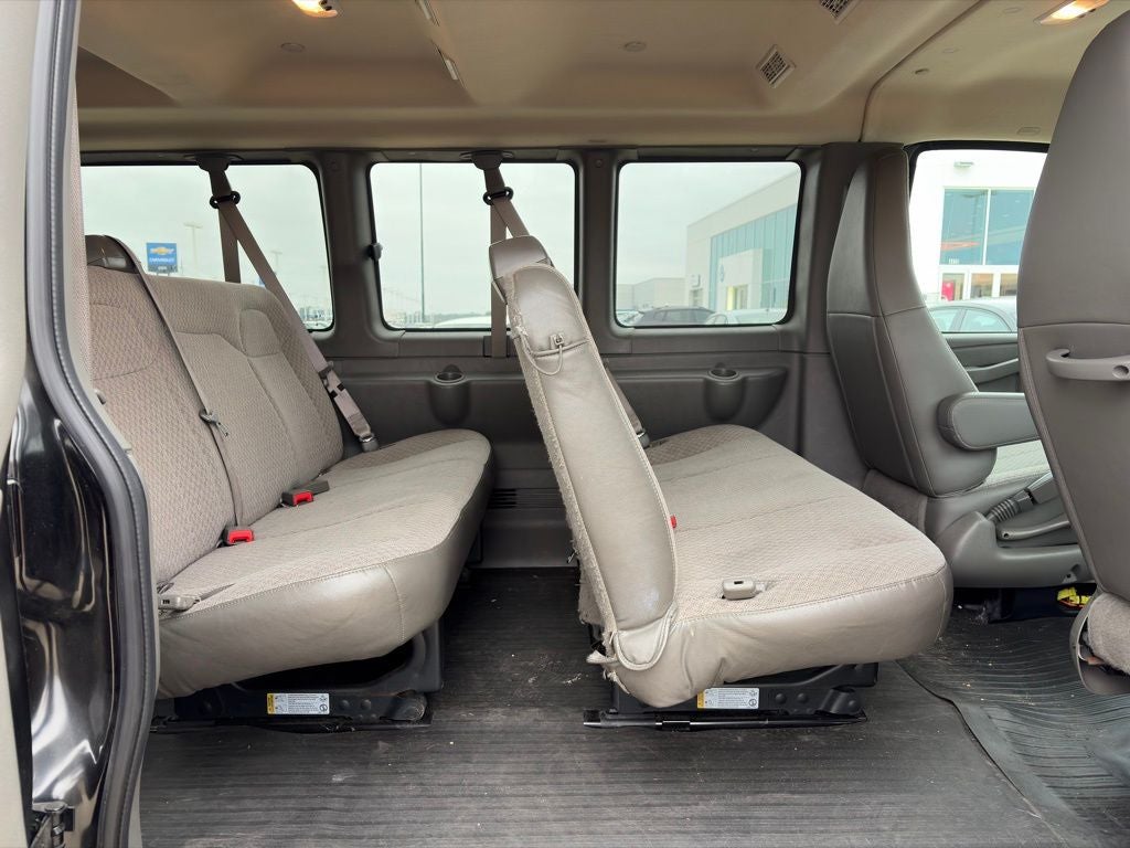 2024 Chevrolet Express 3500 LT Passenger