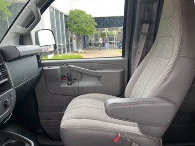 2024 Chevrolet Express 3500 LT Passenger