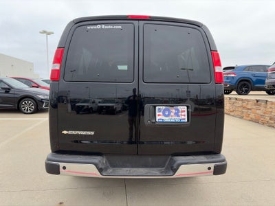 2024 Chevrolet Express 3500 LT Passenger