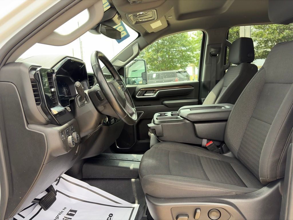 2025 Chevrolet Silverado 2500HD LT
