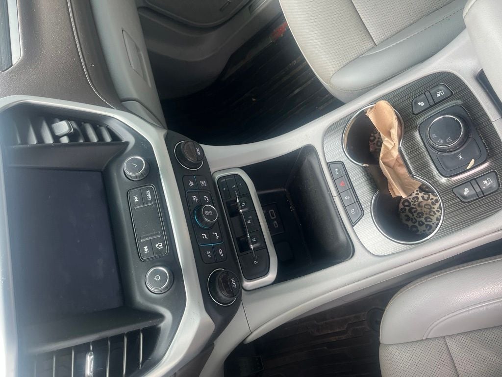 2021 GMC Acadia SLT