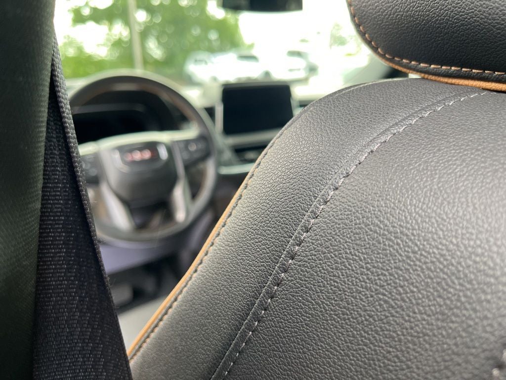 2024 GMC Yukon XL AT4