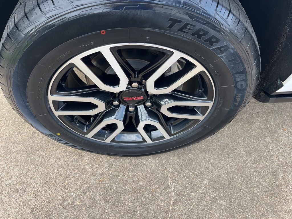 2024 GMC Yukon XL AT4