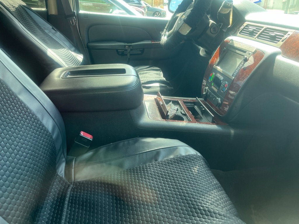 2014 Chevrolet Suburban 1500 LTZ