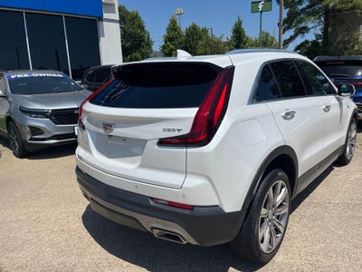 2022 Cadillac XT4 Premium Luxury