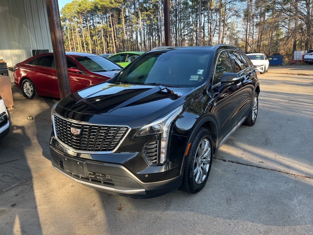 2022 Cadillac XT4 Premium Luxury