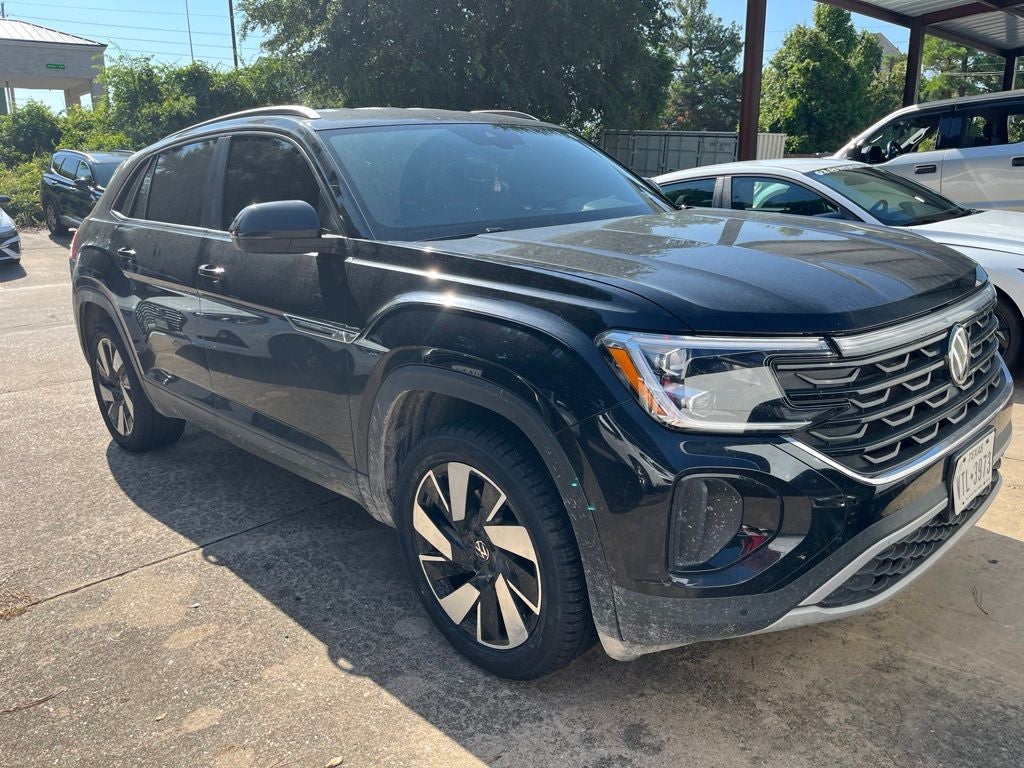 2024 Volkswagen Atlas Cross Sport 2.0T SE w/Technology