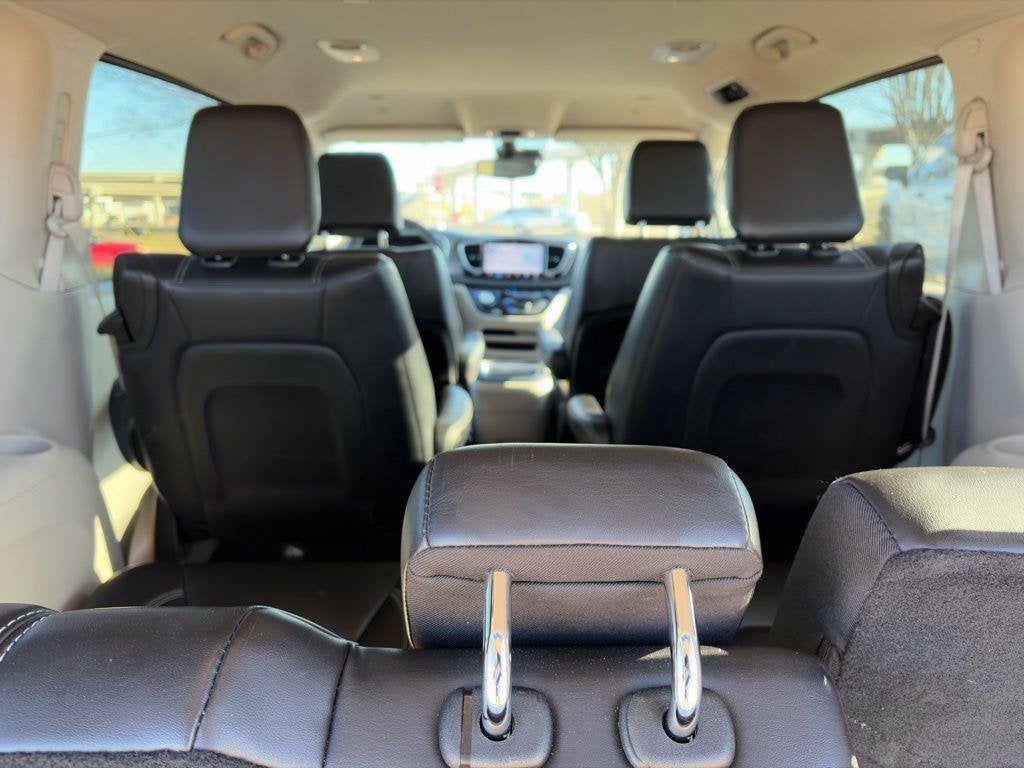 2023 Chrysler Pacifica Hybrid Touring L