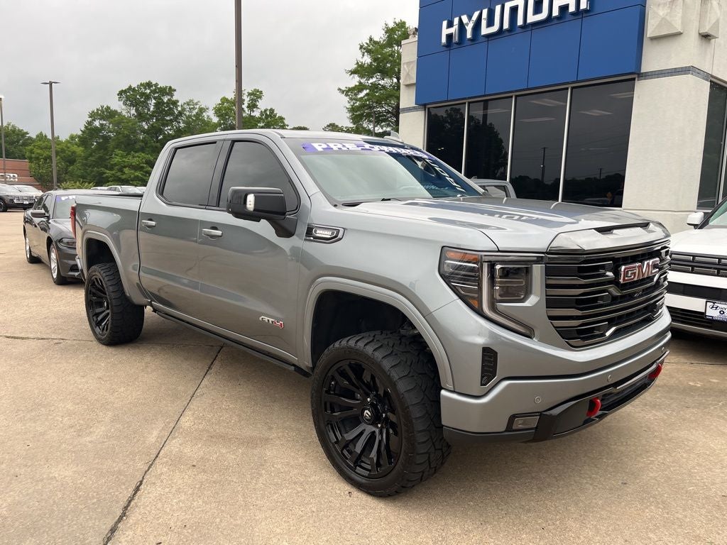 2023 GMC Sierra 1500 AT4