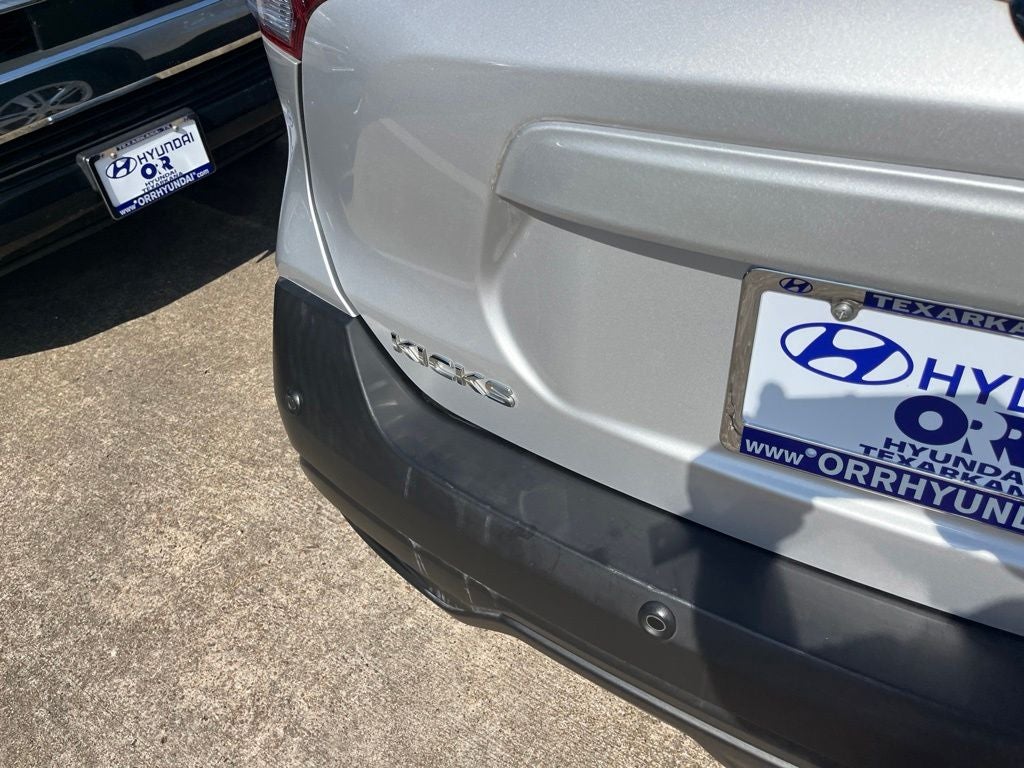 2020 Nissan Kicks S