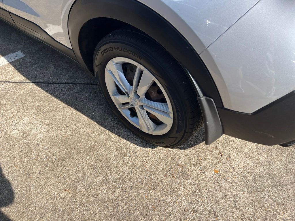 2020 Nissan Kicks S