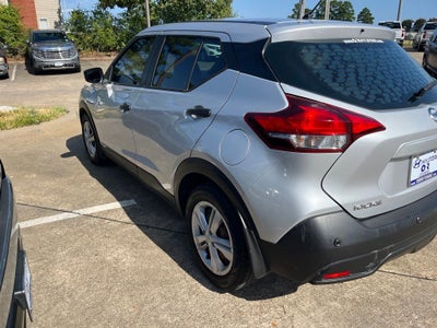 2020 Nissan Kicks S