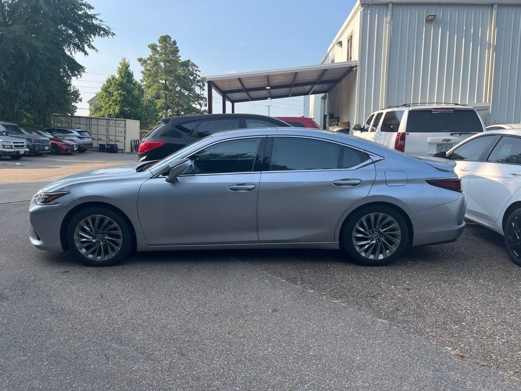 2024 Lexus ES 350 Ultra Luxury