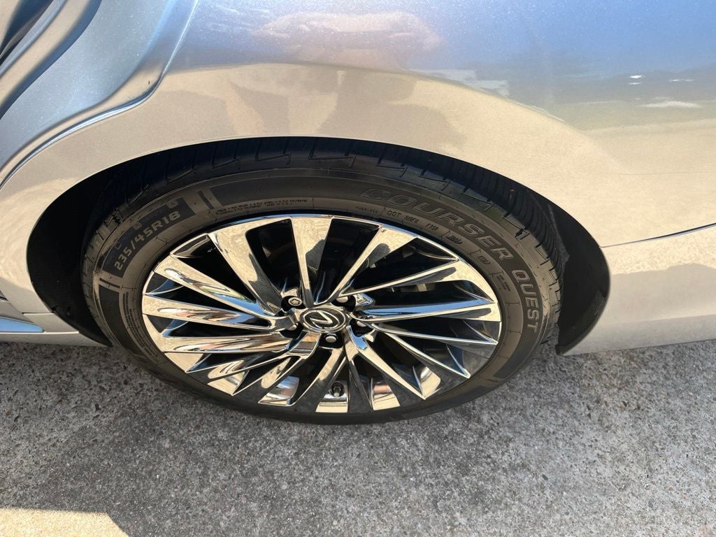 2024 Lexus ES 350 Ultra Luxury