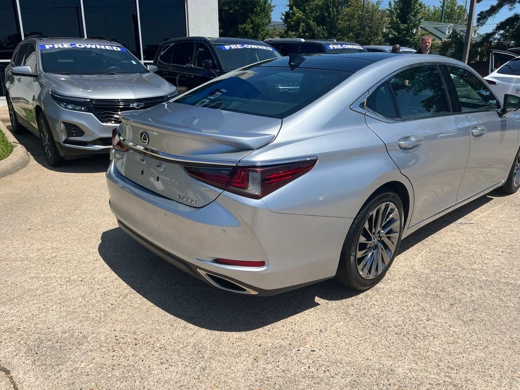 2024 Lexus ES 350 Ultra Luxury