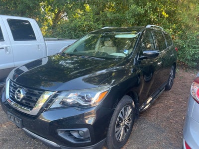 2018 Nissan Pathfinder SV