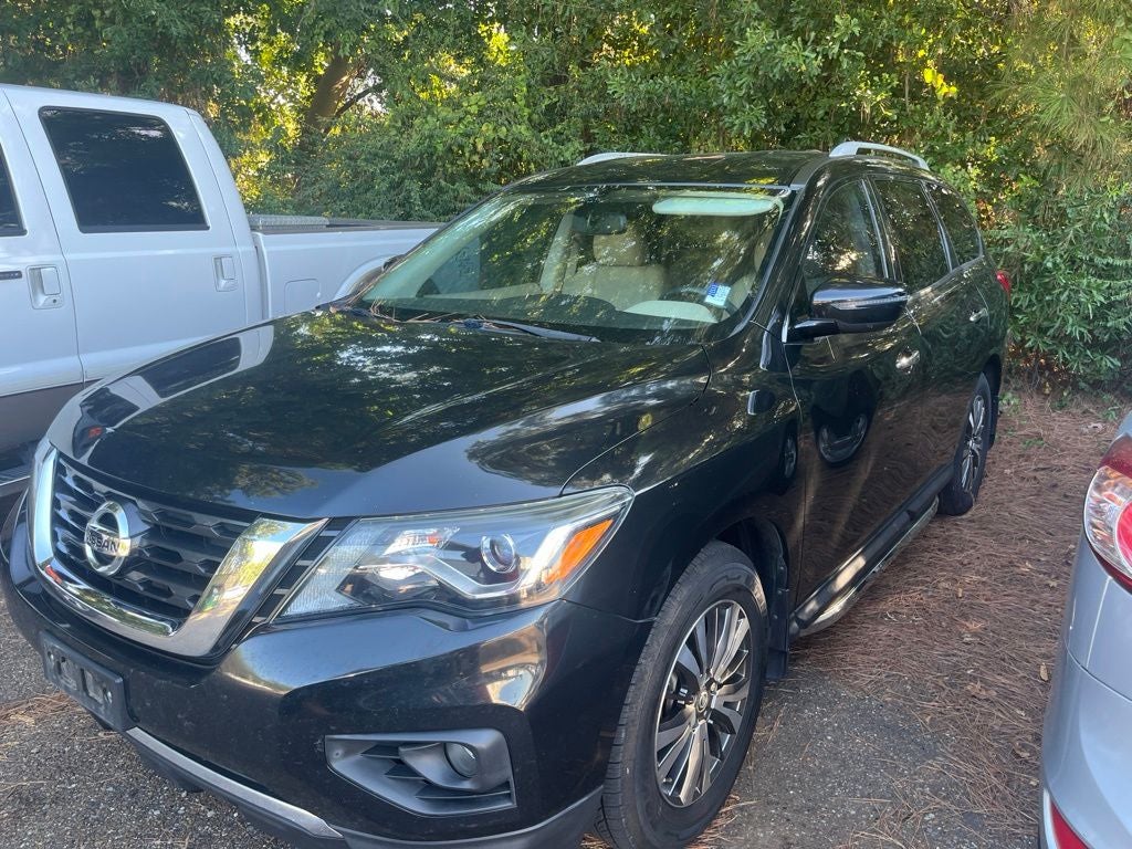 2018 Nissan Pathfinder SV