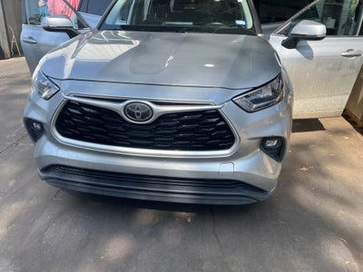 2020 Toyota Highlander LE