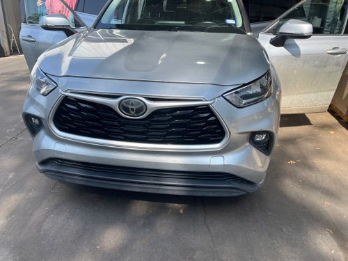 2020 Toyota Highlander LE