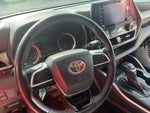 2020 Toyota Highlander LE