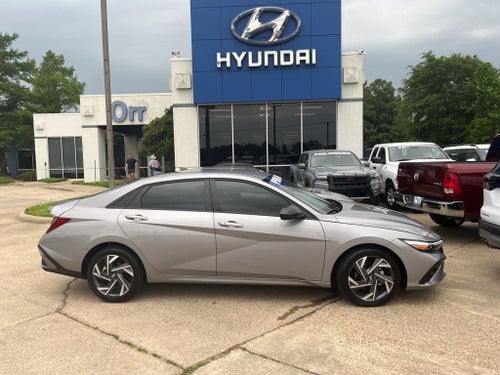 2025 Hyundai Elantra SEL Sport