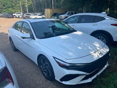 2024 Hyundai Elantra Limited