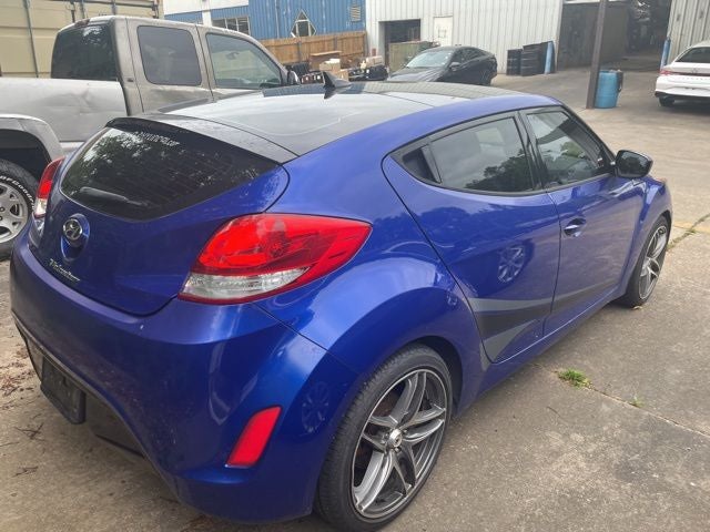 2013 Hyundai Veloster Base w/Black