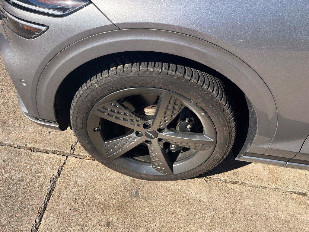 2023 Genesis GV70 2.5T