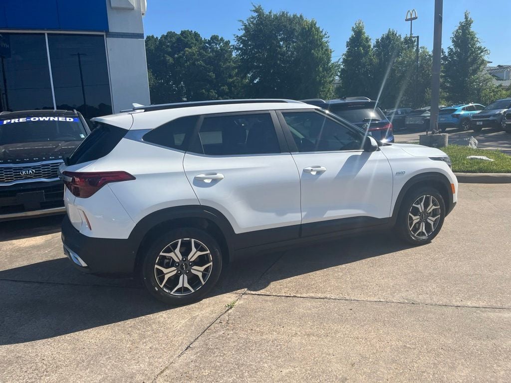 2022 Kia Seltos EX