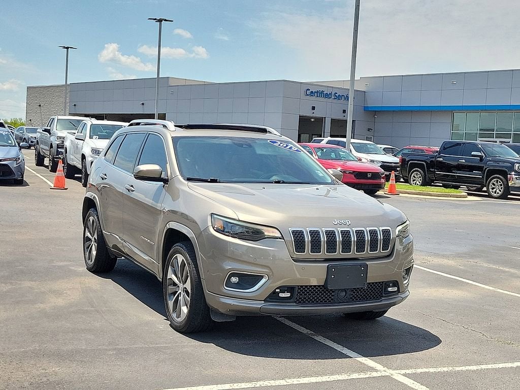 2019 Jeep Cherokee Overland