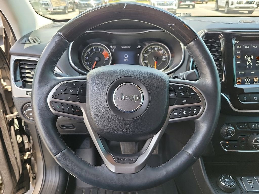 2019 Jeep Cherokee Overland