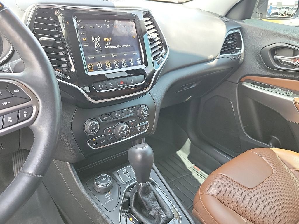 2019 Jeep Cherokee Overland