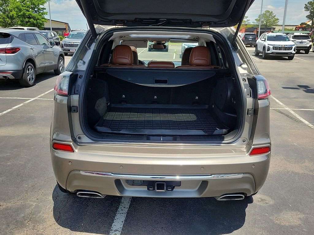 2019 Jeep Cherokee Overland