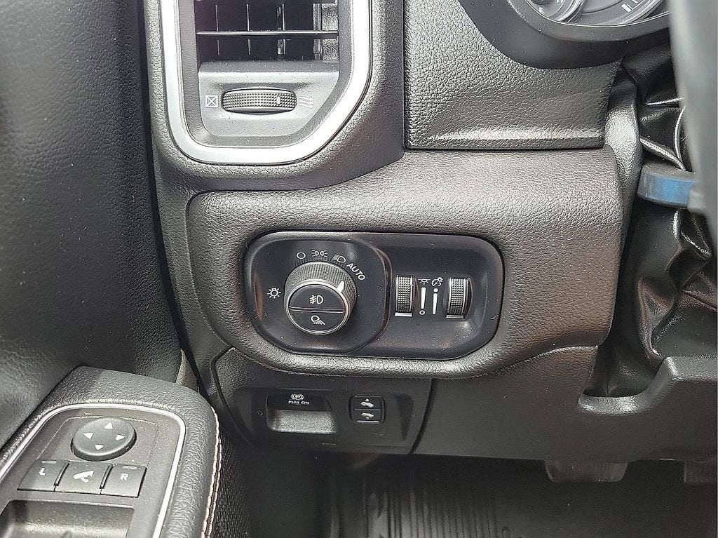 2023 RAM 1500 LARAMIE