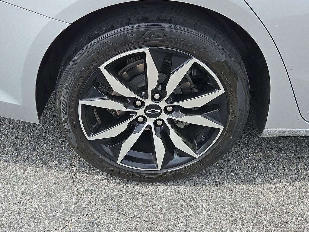 2021 Chevrolet Malibu RS