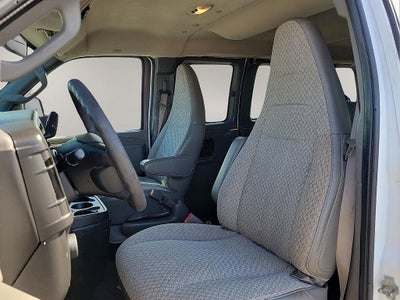 2020 Chevrolet Express Passenger 3500 1LT