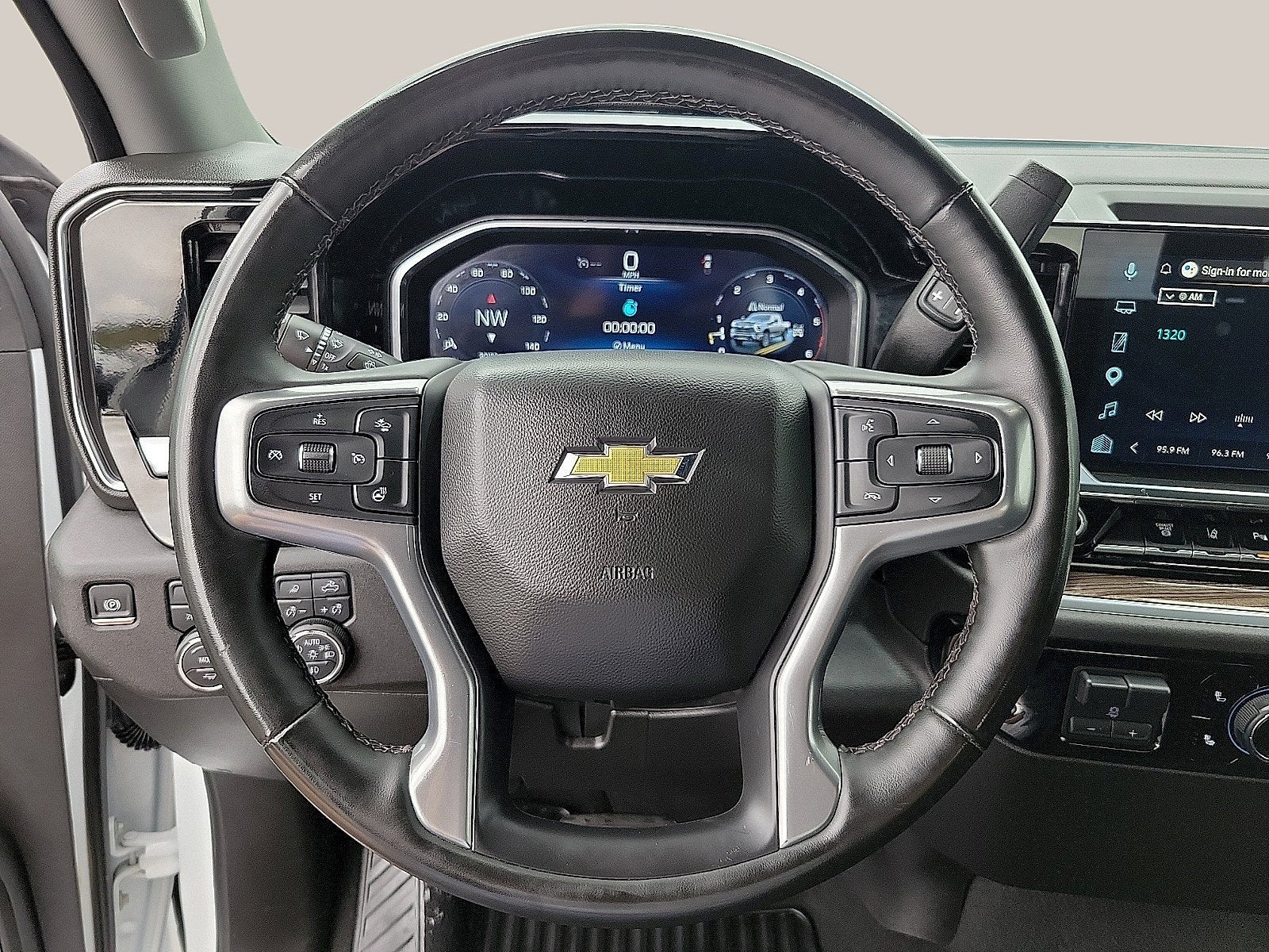 2025 Chevrolet Silverado 3500 HD LT