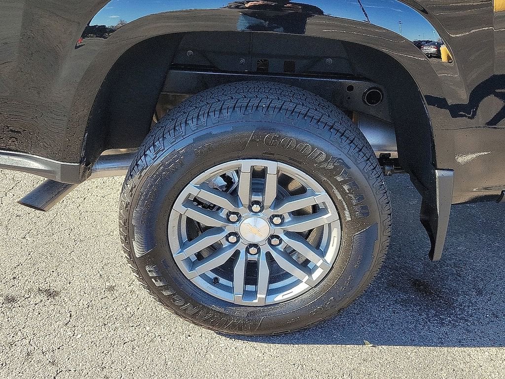 2025 Chevrolet Colorado WT/LT