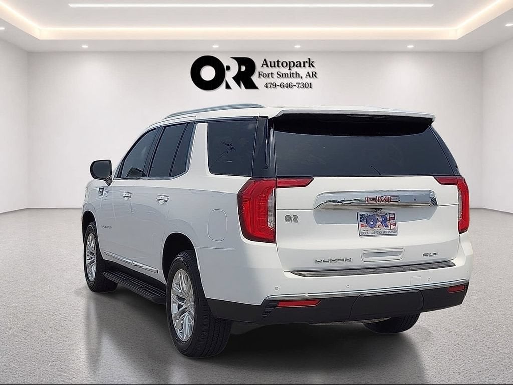 2023 GMC Yukon SLT