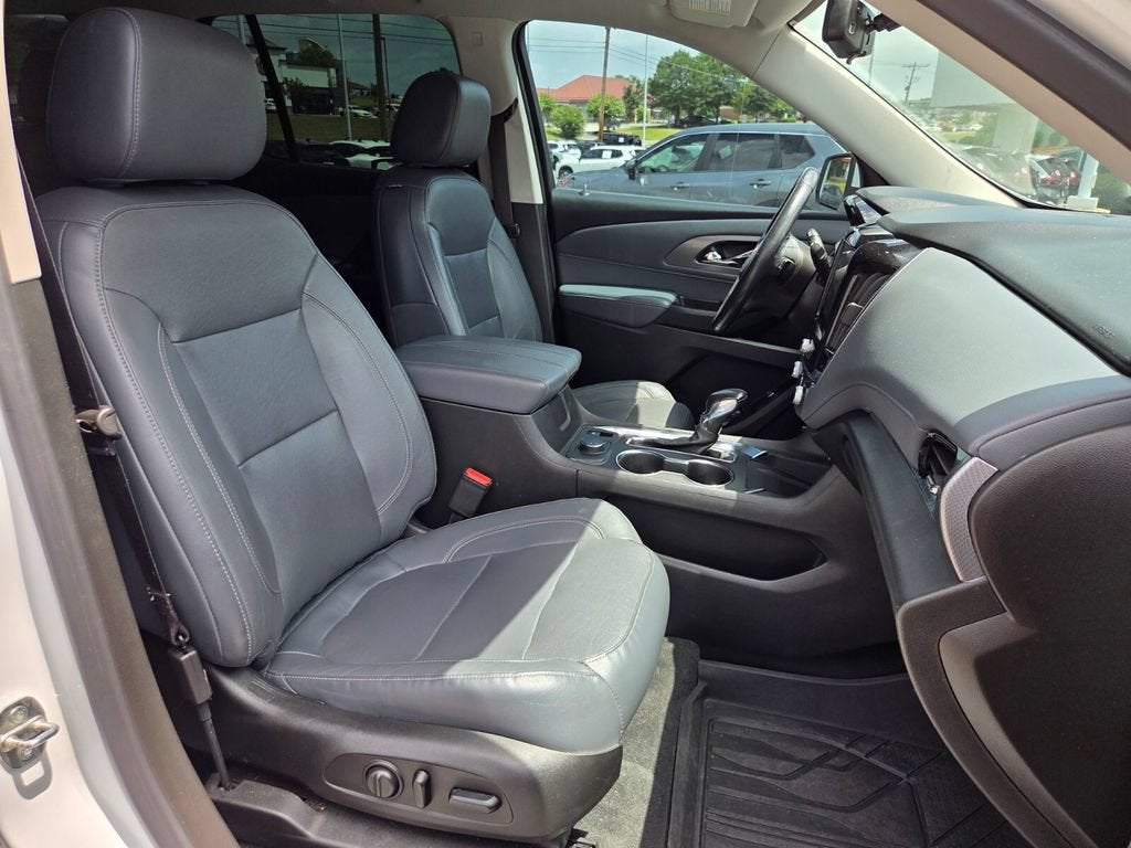 2021 Chevrolet Traverse Premier