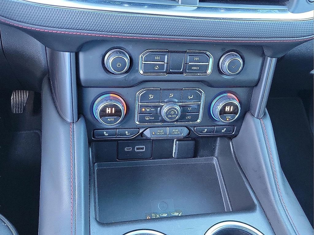 2022 Chevrolet Suburban RST