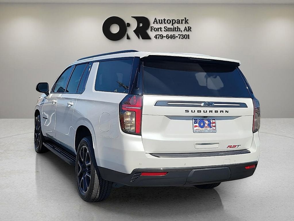 2022 Chevrolet Suburban RST