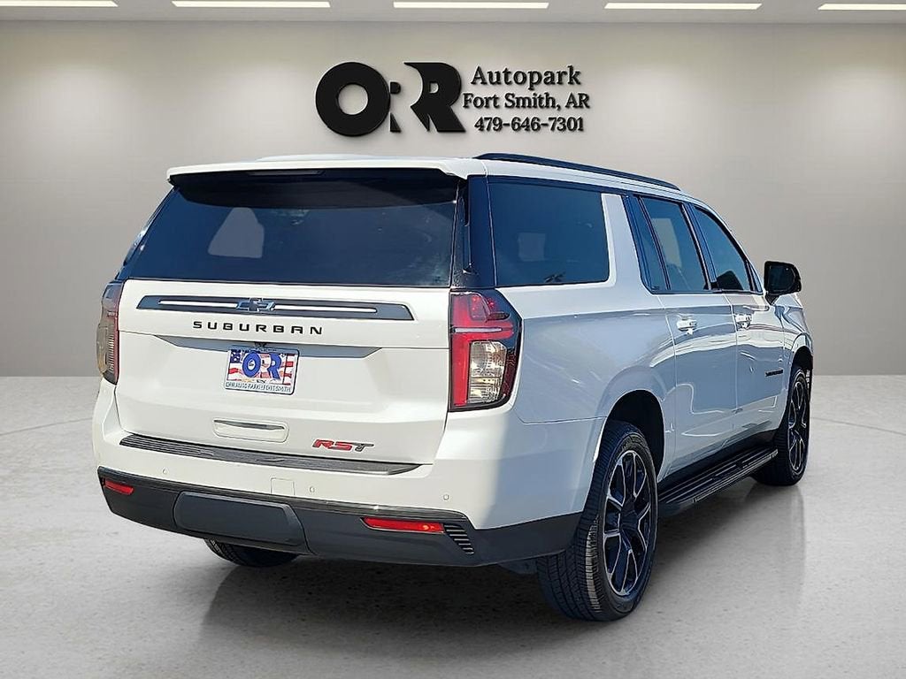 2022 Chevrolet Suburban RST