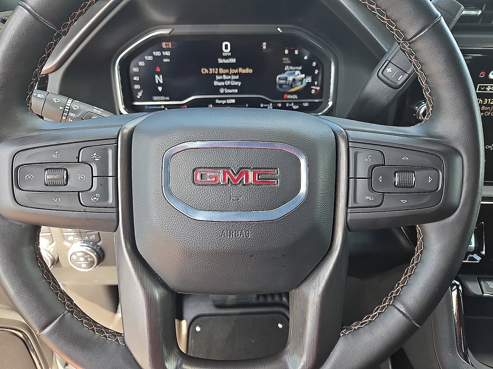 2025 GMC Sierra 2500 HD AT4